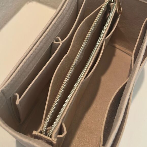 Omystyle Tote Bag Insert Beige Travel Organizer Kids Beach Bag Work Vacation New - Picture 3 of 12